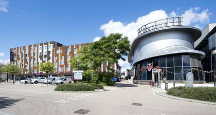 Premier Inn Milton Keynes Central - Theatre District