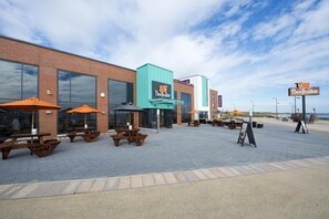 Exterior - Premier Inn Whitley Bay (Whitley Bay)