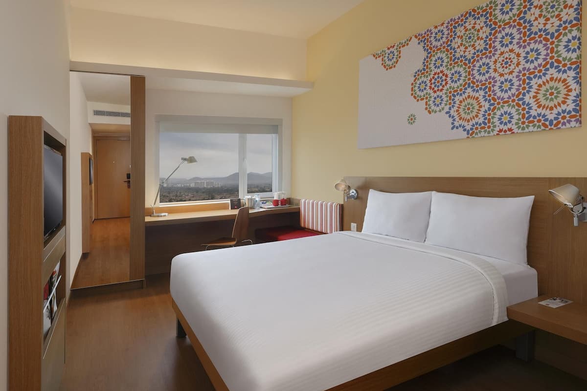 Standaard tweepersoonskamer, 1 tweepersoonsbed (Extra benefits) | Luxe beddengoed, een kluis op de kamer, een bureau, een laptopwerkplek