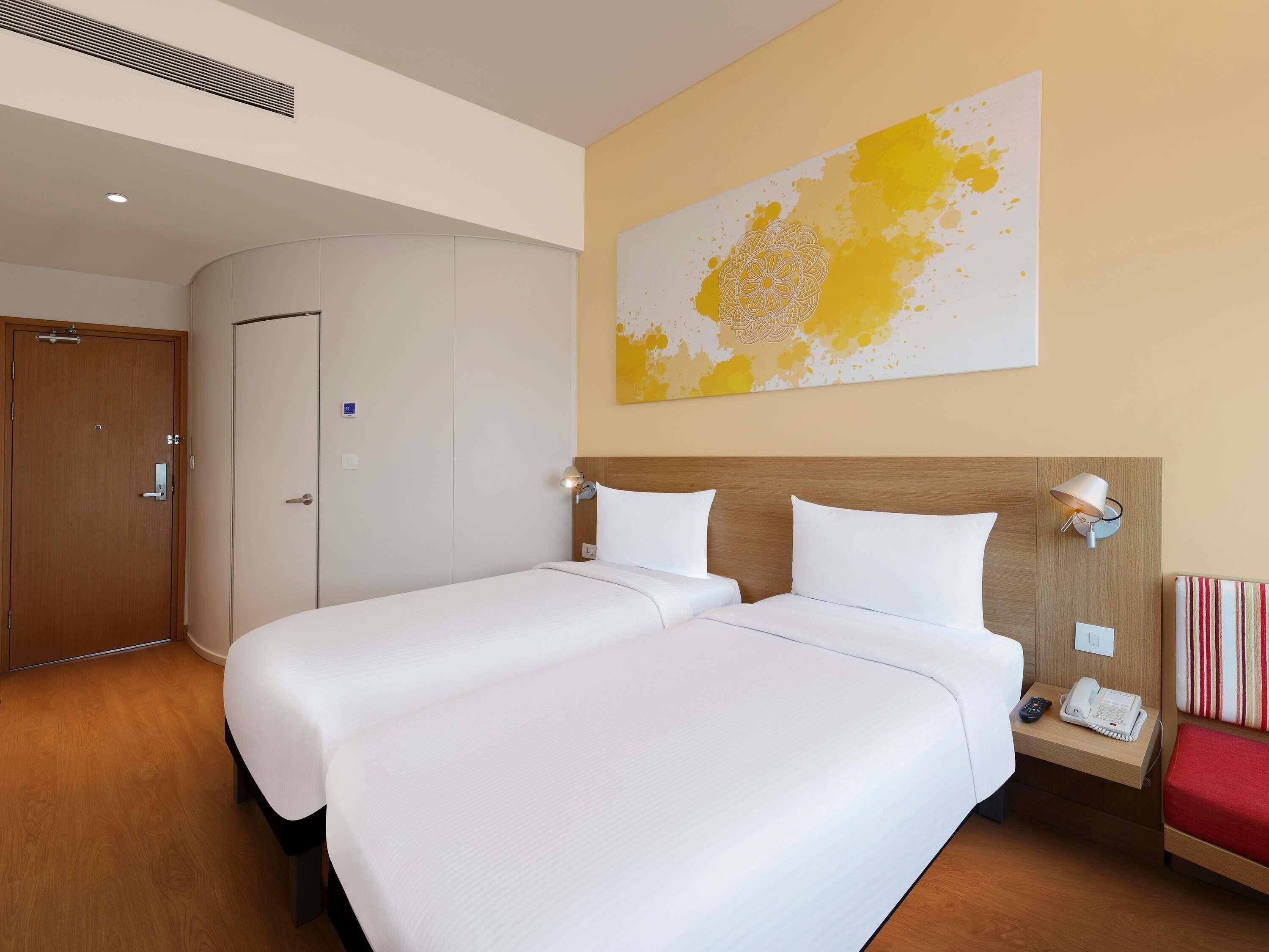 Literie de qualité supérieure, coffres-forts dans les chambres, bureau