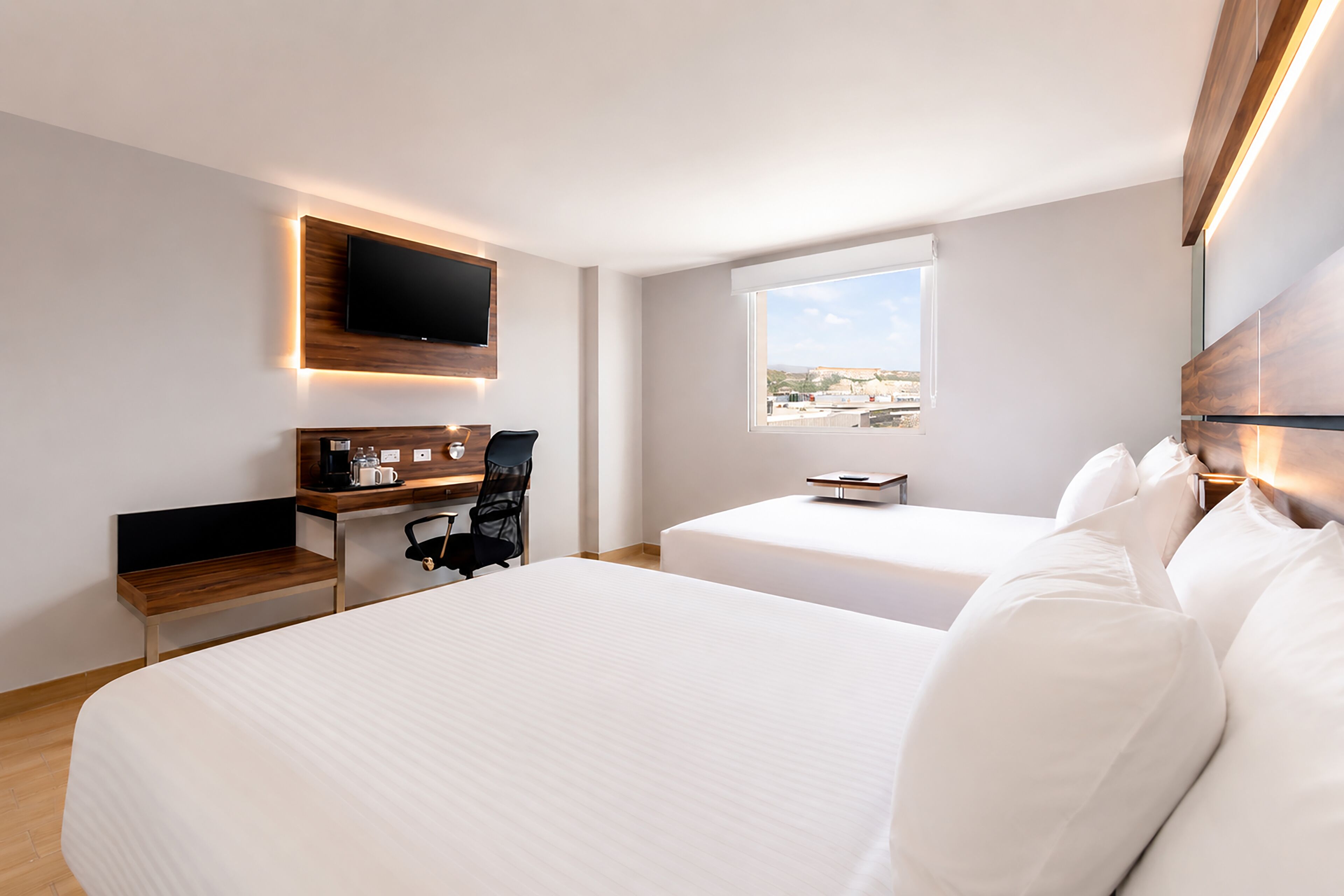 Habitación estándar, 2 camas matrimoniales, para no fumadores