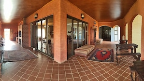 Porch - Silver Fig Guest House (Pretoria)