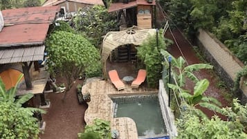 Outdoor pool, pool loungers