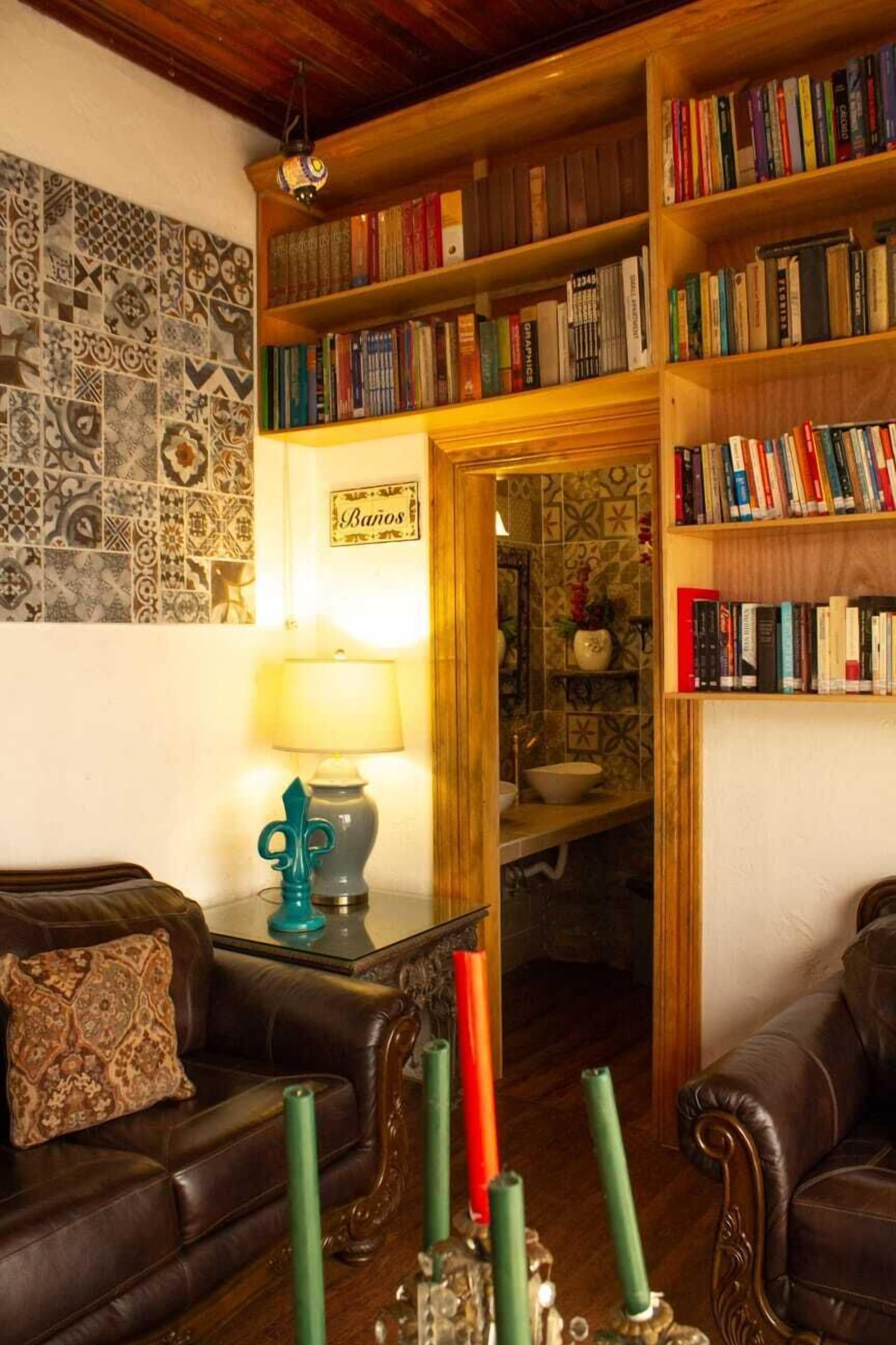 32-inch led tv with cable channels, tv