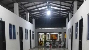 Gambar tidak terklasifikasi, 3 dari 82, tombol