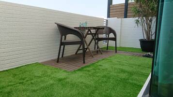Chambre Triple Familiale (401) | Terrasse/Patio