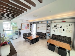 Sala de estar en el lobby