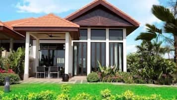 House, 2 Bedrooms | Property grounds