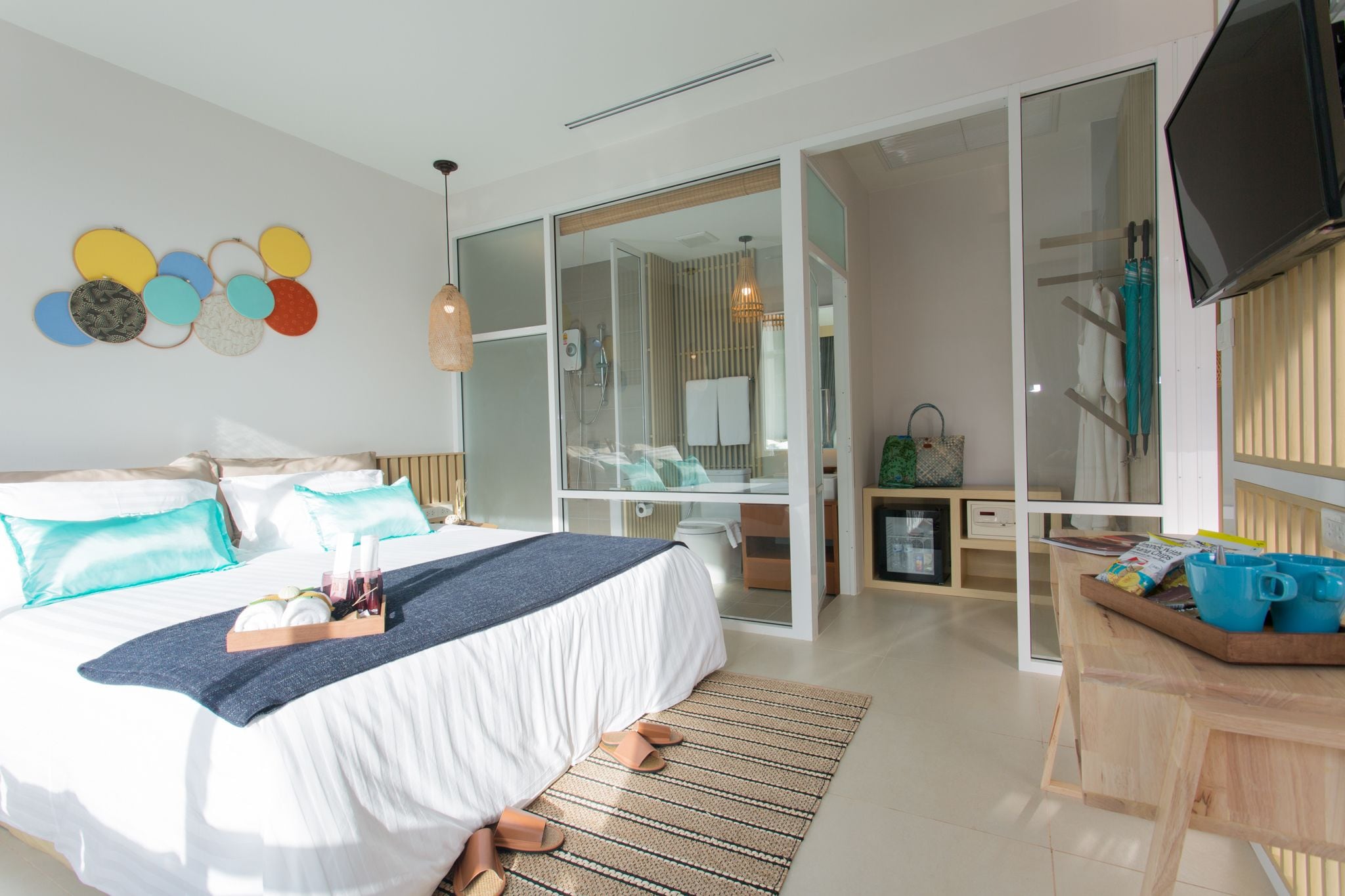 King Suite | Kostenlose Minibar, Zimmersafe, individuell dekoriert, Schreibtisch