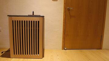 Classic-dobbeltværelse | Individuelt design, individuel indretning, skrivebord