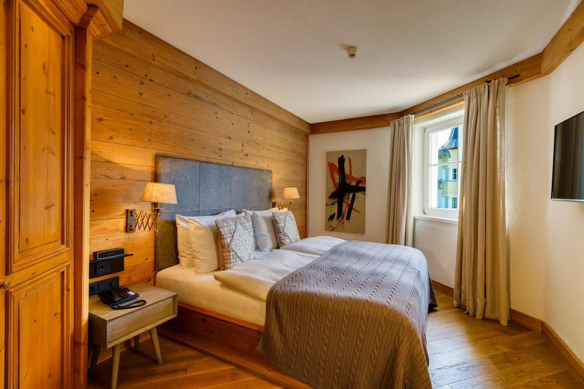 Suite (Landhaus) | Minibar, una cassaforte in camera, tende oscuranti, insonorizzazione