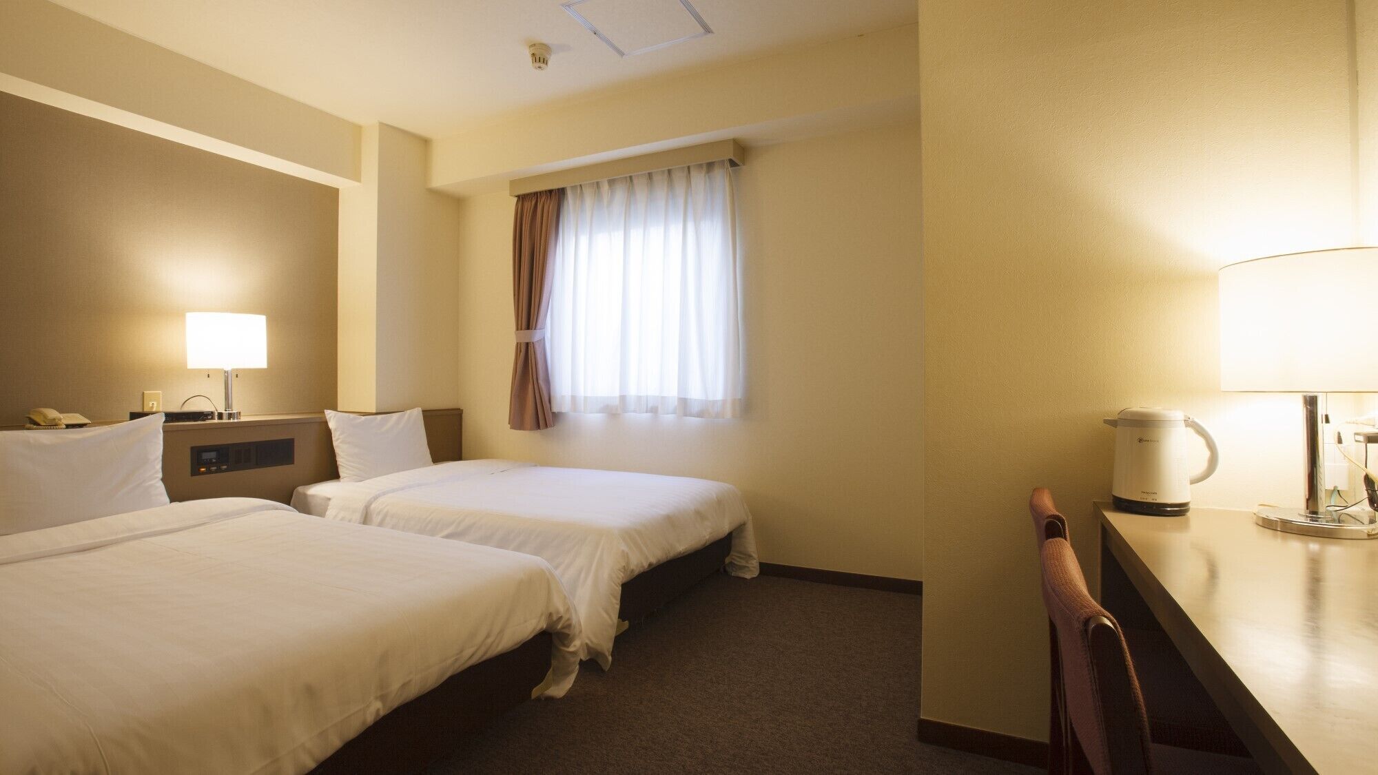 Desk, free WiFi, bed sheets