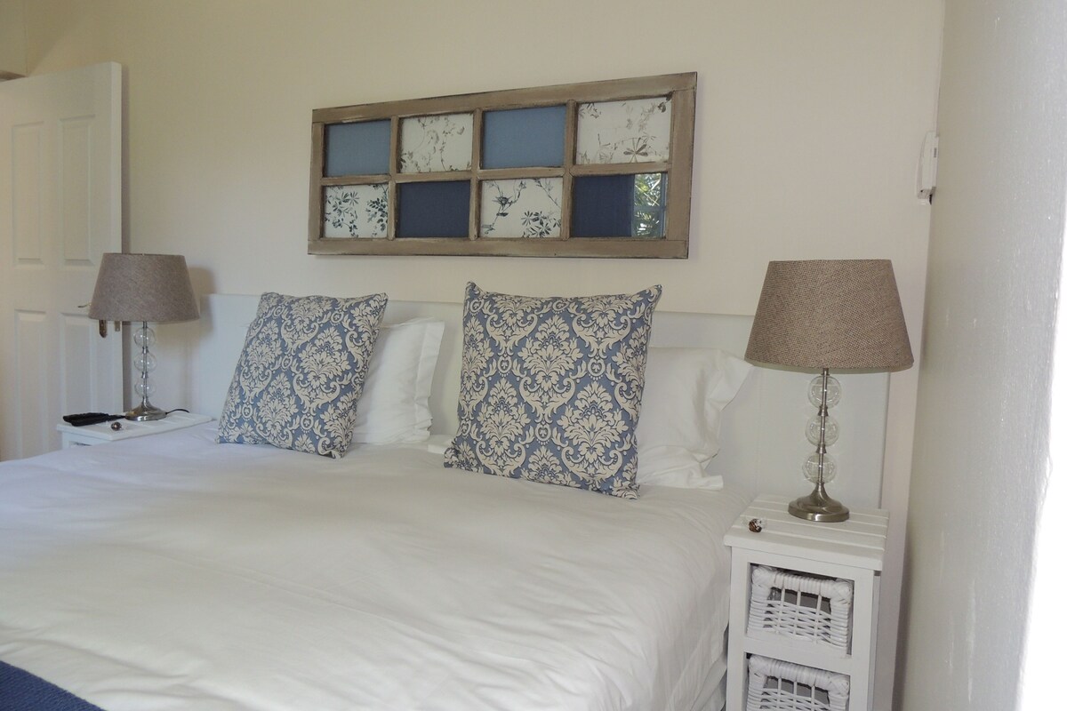 1 bedroom, premium bedding, in-room safe, iron/ironing board