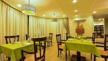 Tägliches inbegriffenes englisches Frühstück