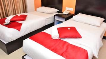 Deluxe Twin Room | 1 bedroom, desk, iron/ironing board, free WiFi
