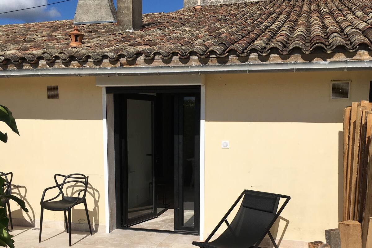 Double Room (Cabernet 2)