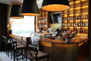 酒吧（店内）