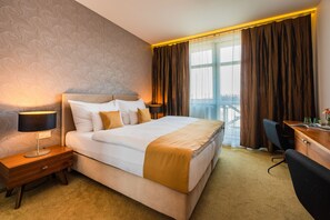 Superior Double Room | In-room safe, desk, blackout drapes, iron/ironing board - Větruše Hotel Restaurant (Usti nad Labem)