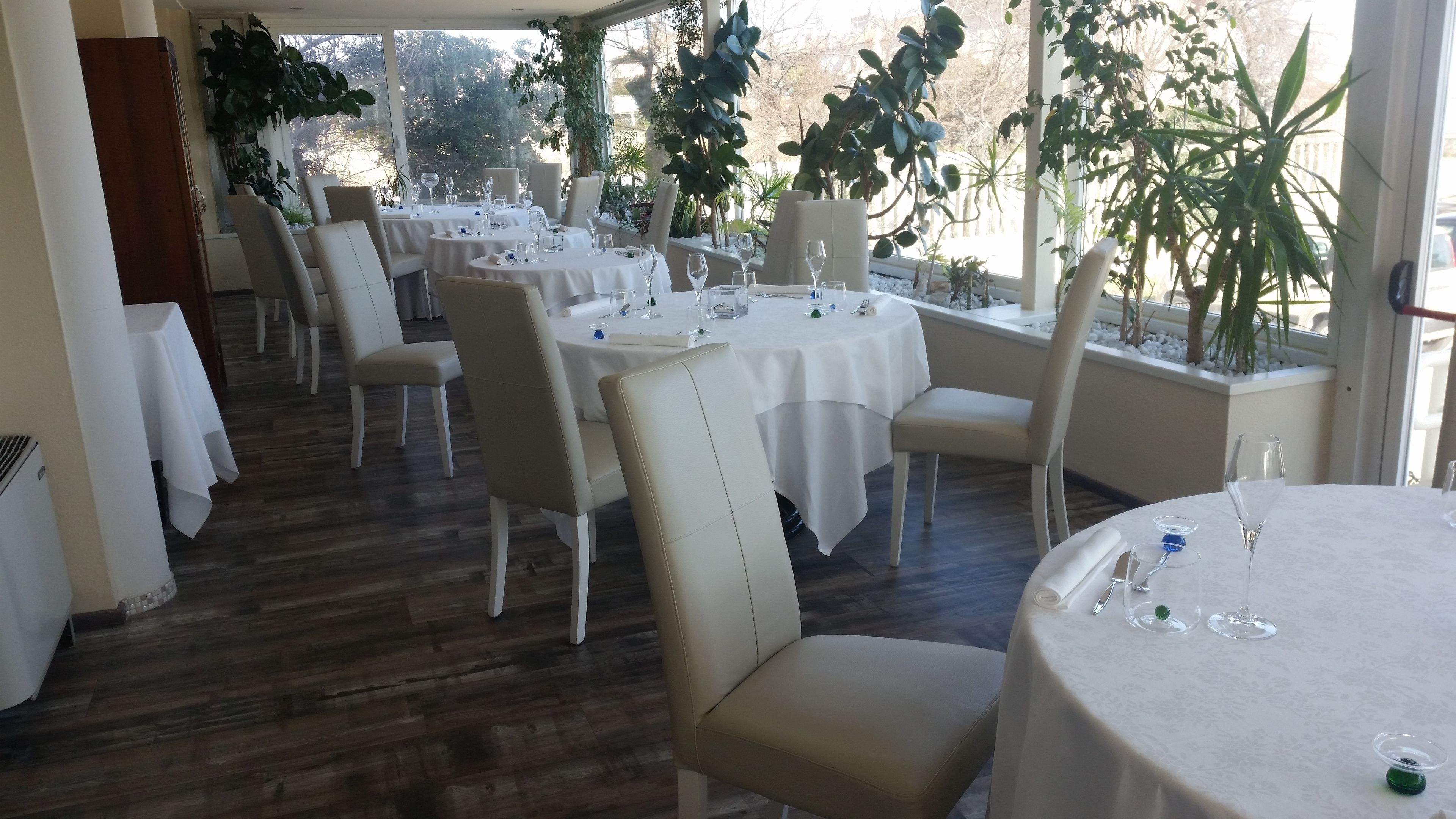 daily continental breakfast (eur 6.50 per person)