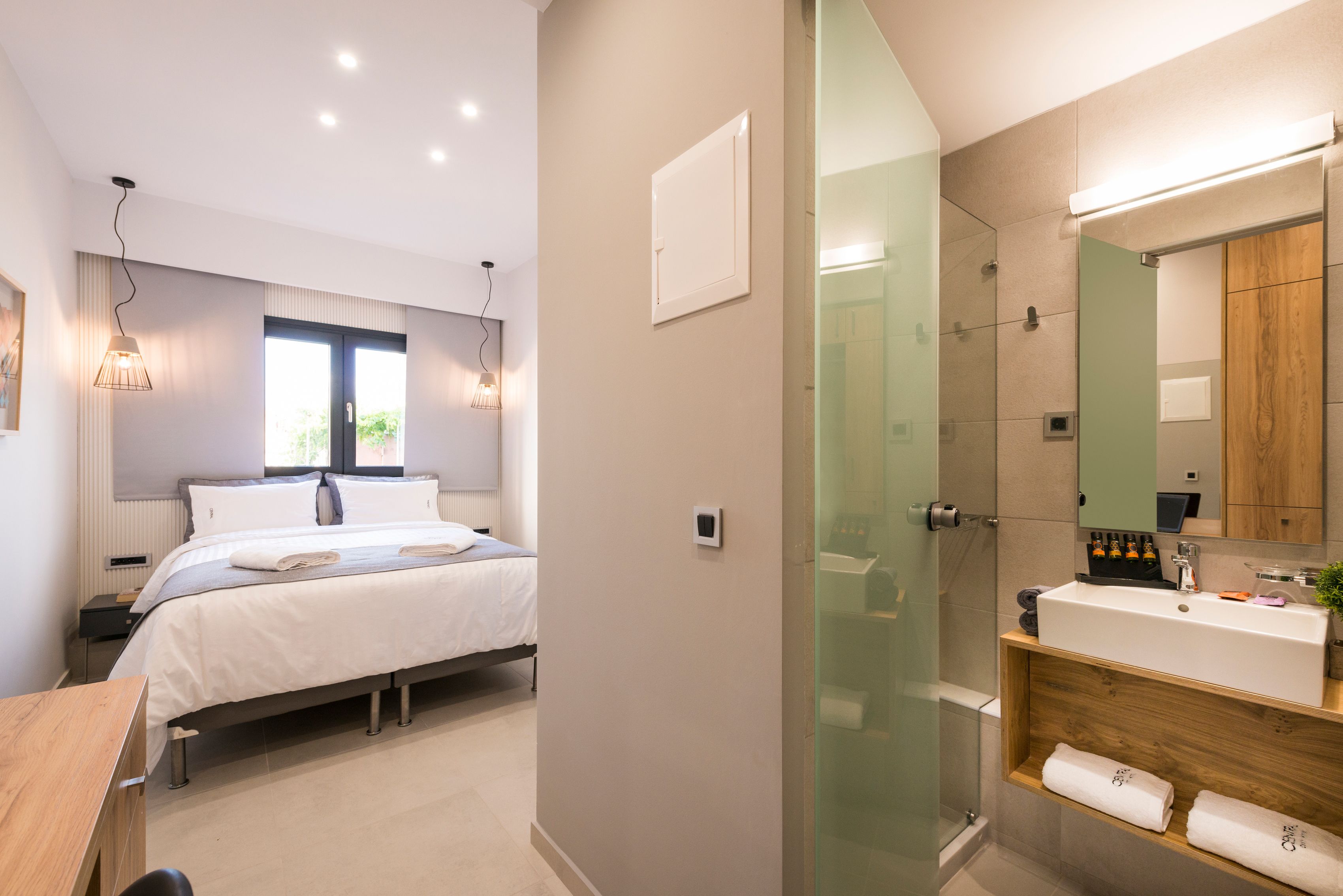 standard double or twin room | 1 bedroom, desk, soundproofing, free wifi