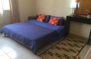 Deluxe-Zweibettzimmer | Zimmersafe, Schreibtisch, kostenloses WLAN