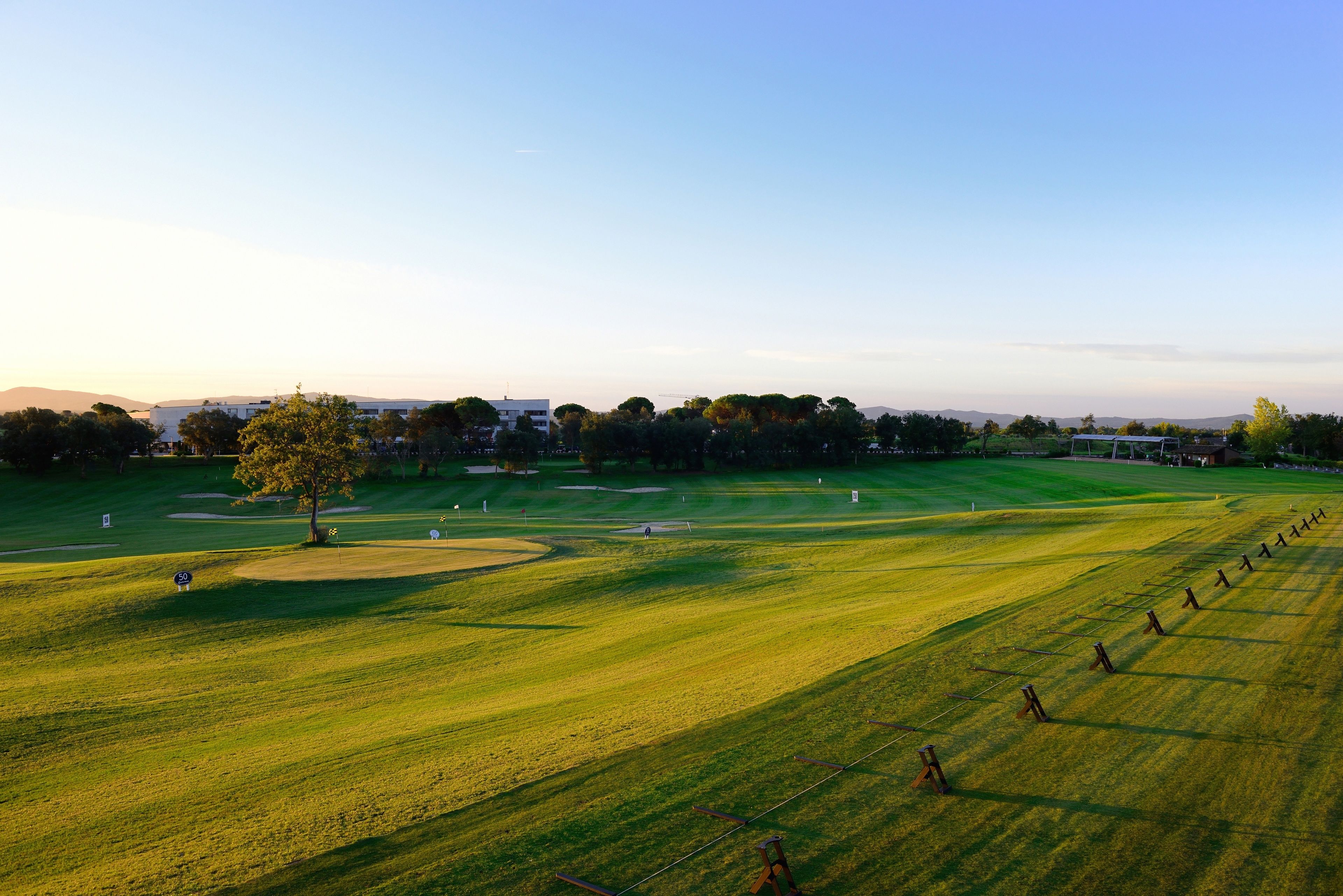 indoor golf driving range