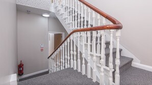 Staircase - Giant SA University Street (Belfast)