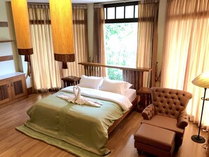 Kamar Double Mewah | Seprai premium, minibar, dan Wi-Fi gratis