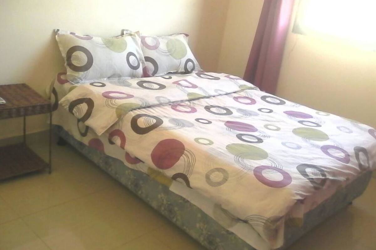 Nhà gỗ tiện nghi đơn giản, 2 phòng ngủ