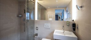 Shower, hair dryer, slippers, heated floors
