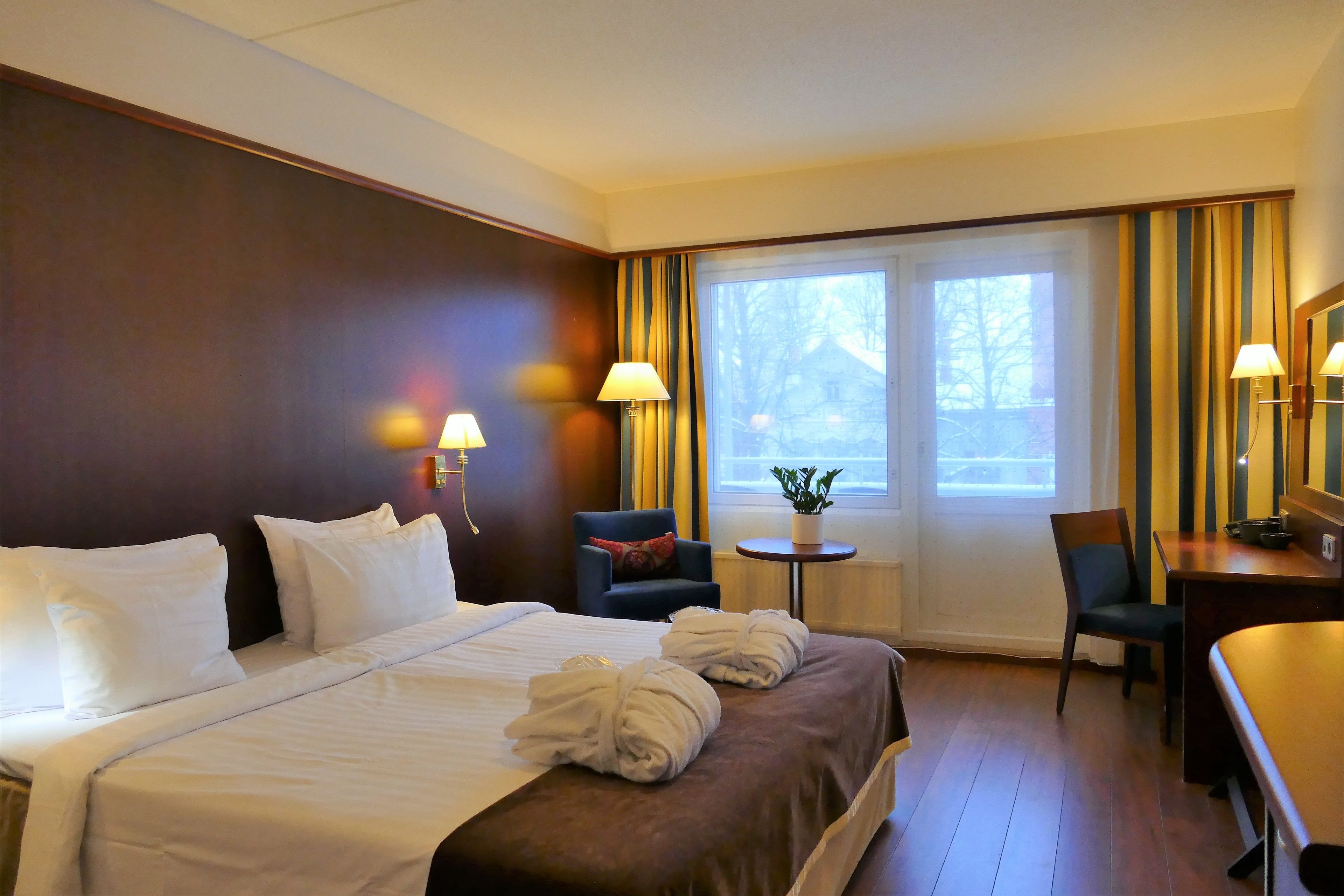 superior double room, 1 king bed, city view | premium bedding, minibar, in-room safe, desk