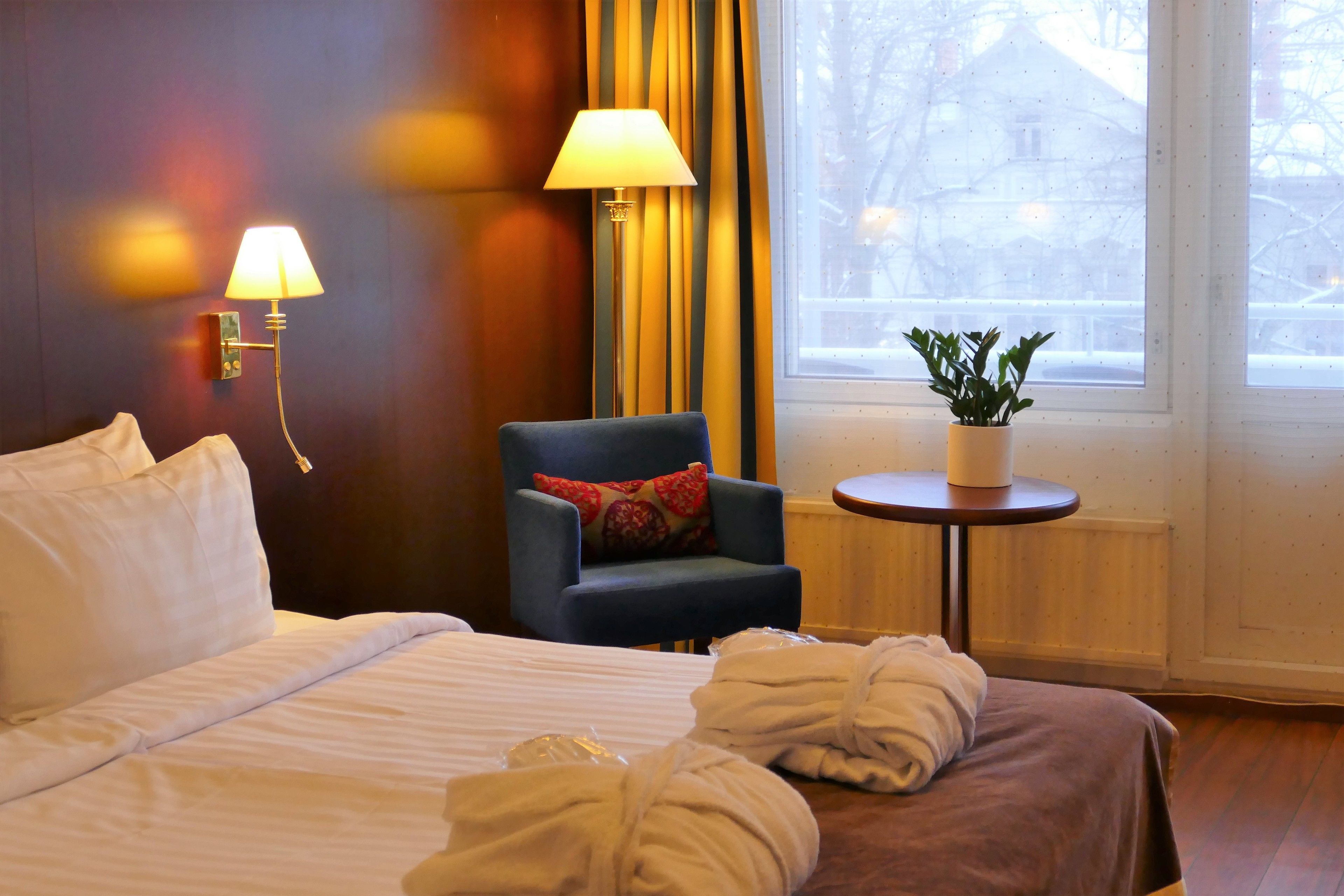 superior double room, 1 king bed, city view | premium bedding, minibar, in-room safe, desk