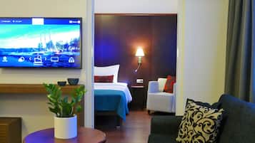 Suite, 1 King Bed, Sauna