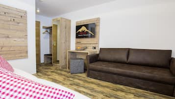 Double Room, Mountain View (max. 4 pax) | Hypo-allergenic bedding, desk, laptop workspace, blackout drapes