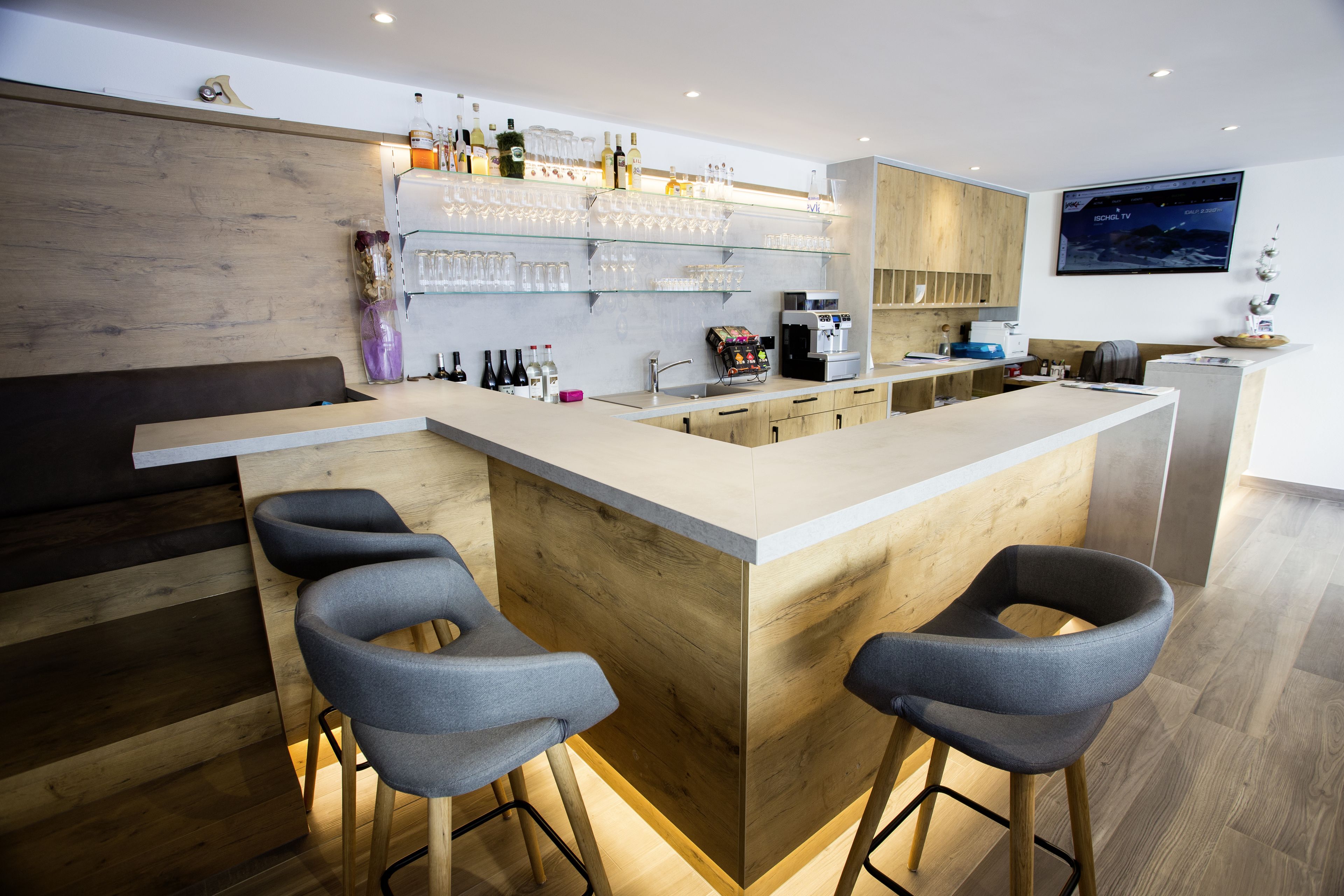 Bar (in der Unterkunft)