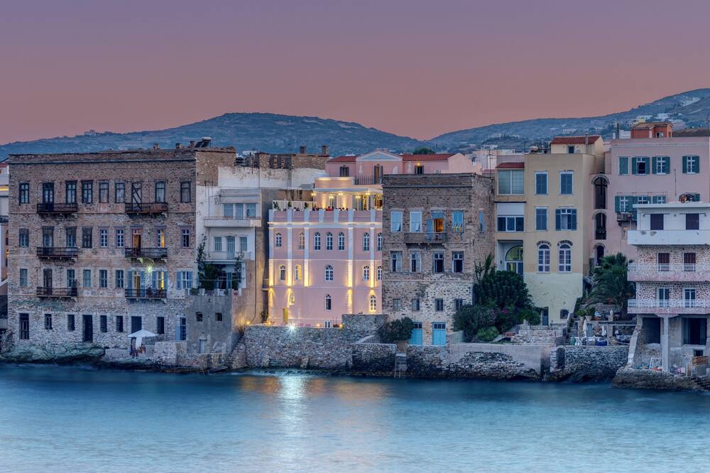 Apollonion Palace Hotel