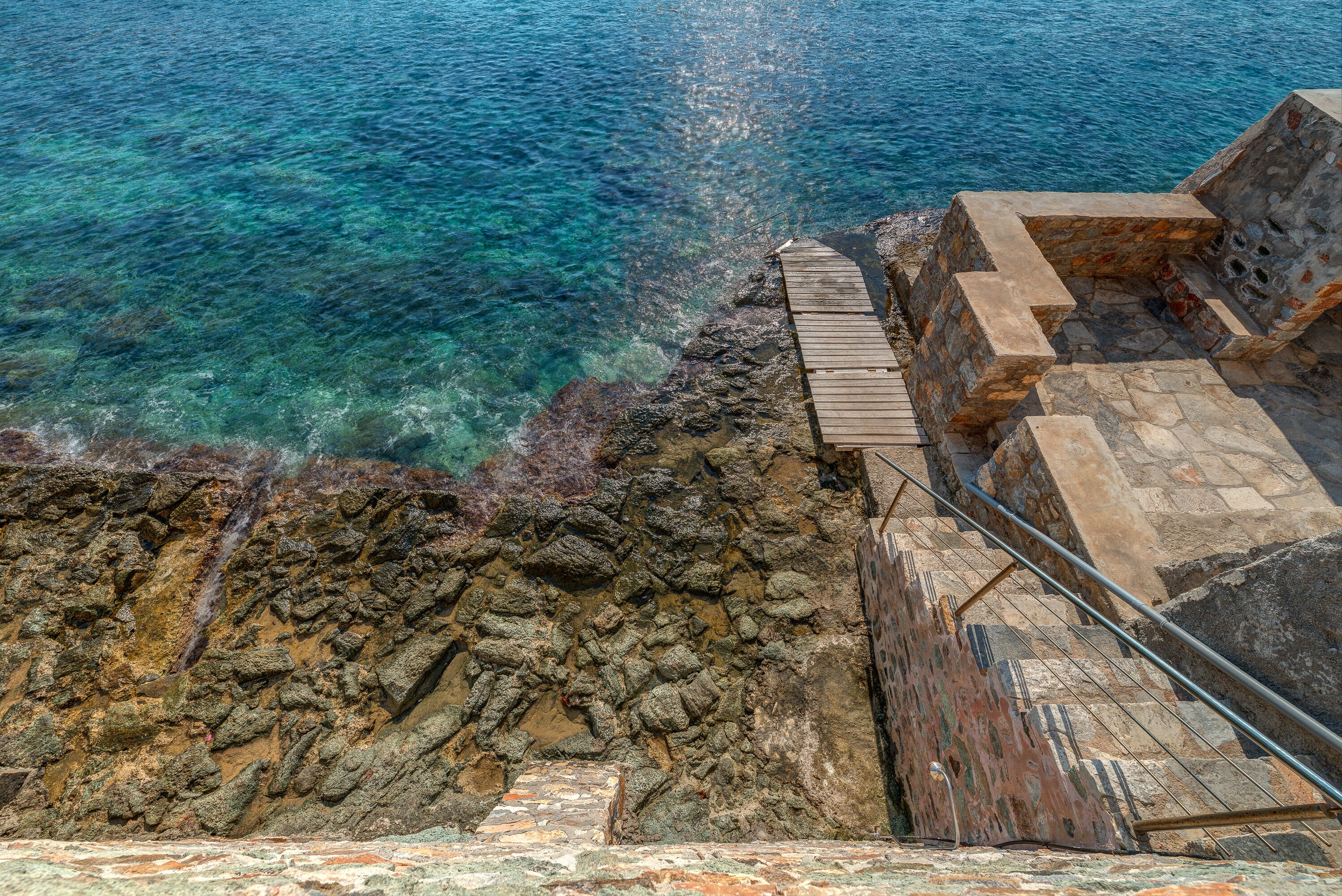 private beach, beach towels