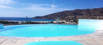 Magganari View Villa - Discover Ultimate Summer Happiness!
