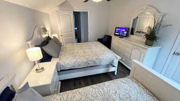 2 soverom, strykejern/-brett, wi-fi og sengetøy