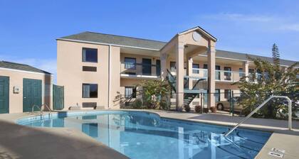 Days Inn by Wyndham Lexington