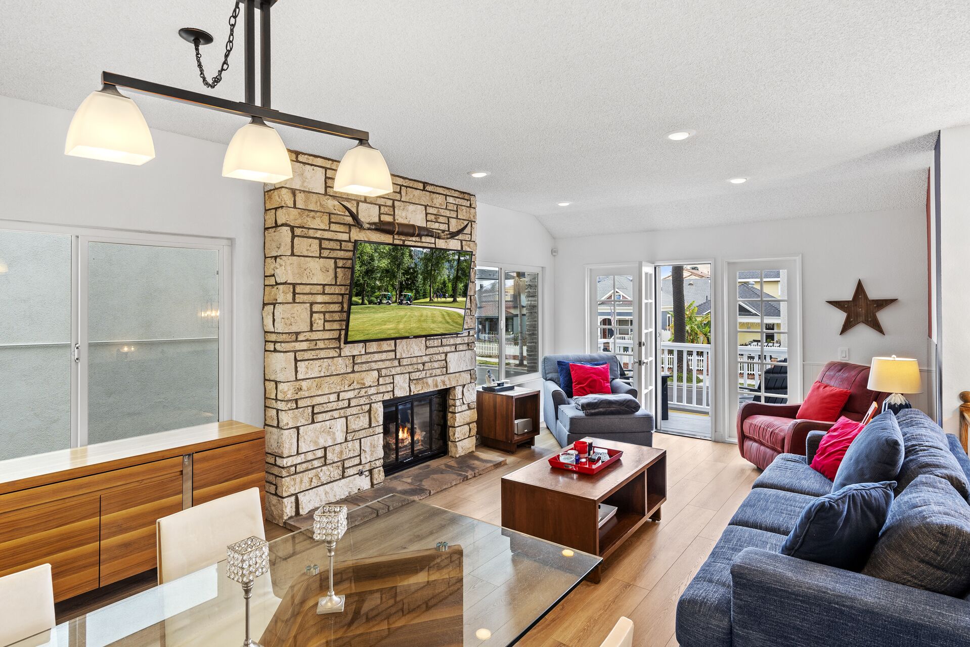 TV, fireplace, DVD player, offices