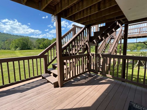 Little River Guest House at Tennessee RiverPlace