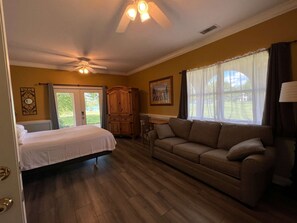 6 chambres, bureau, fer et planche à repasser, Wi-Fi