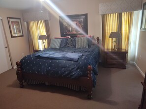 4 bedrooms, iron/ironing board, travel cot, free WiFi