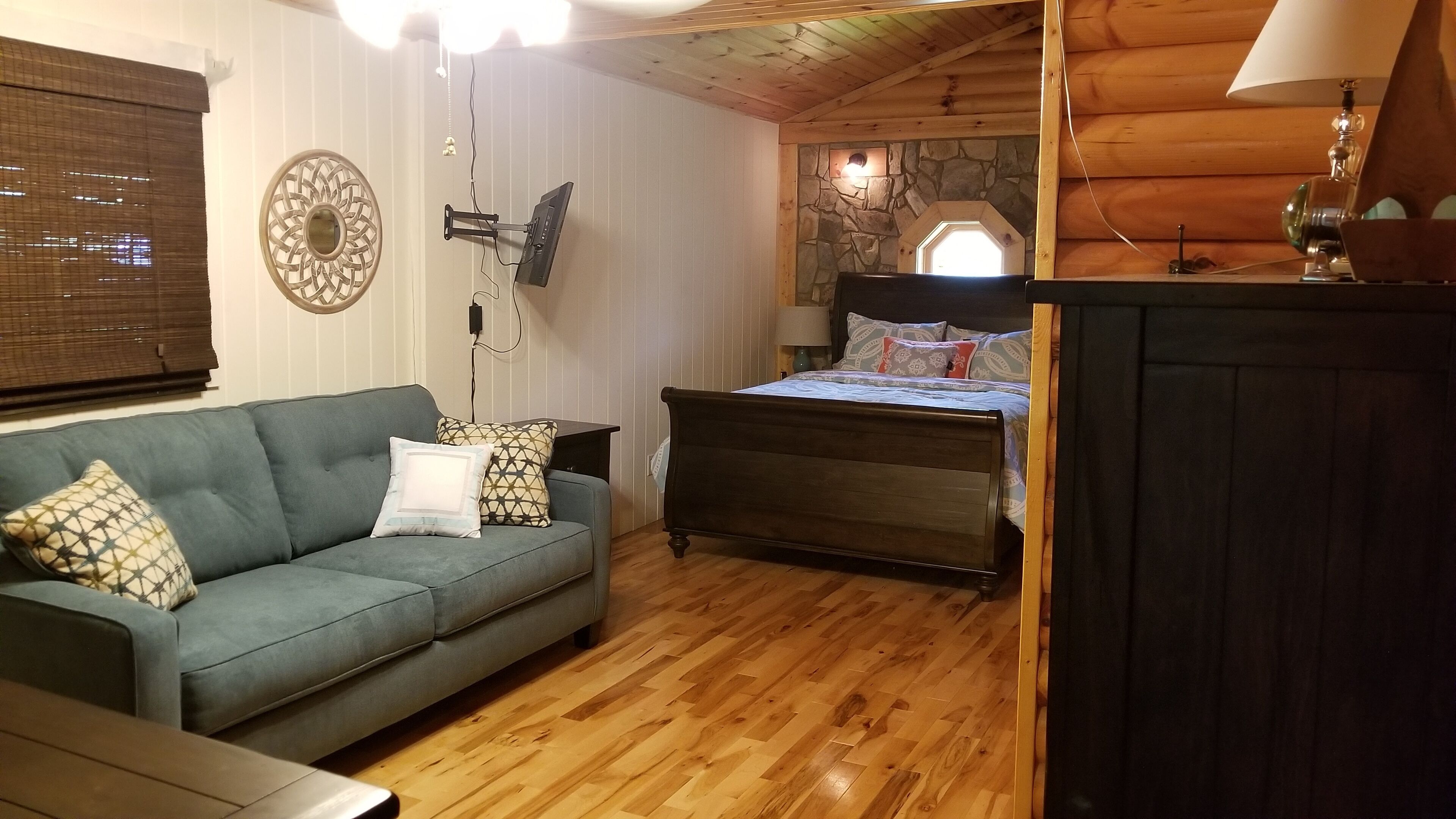 3 chambres, fer et planche à repasser, Wi-Fi, draps fournis