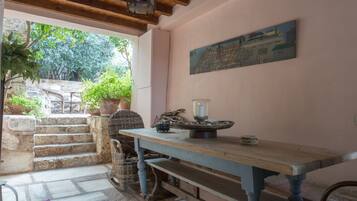 Villa | Terrace/patio