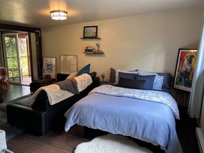 Bügeleisen/Bügelbrett, kostenloses WLAN, Bettwäsche