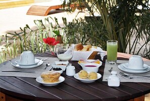 Petit déjeuner continental compris tous les jours