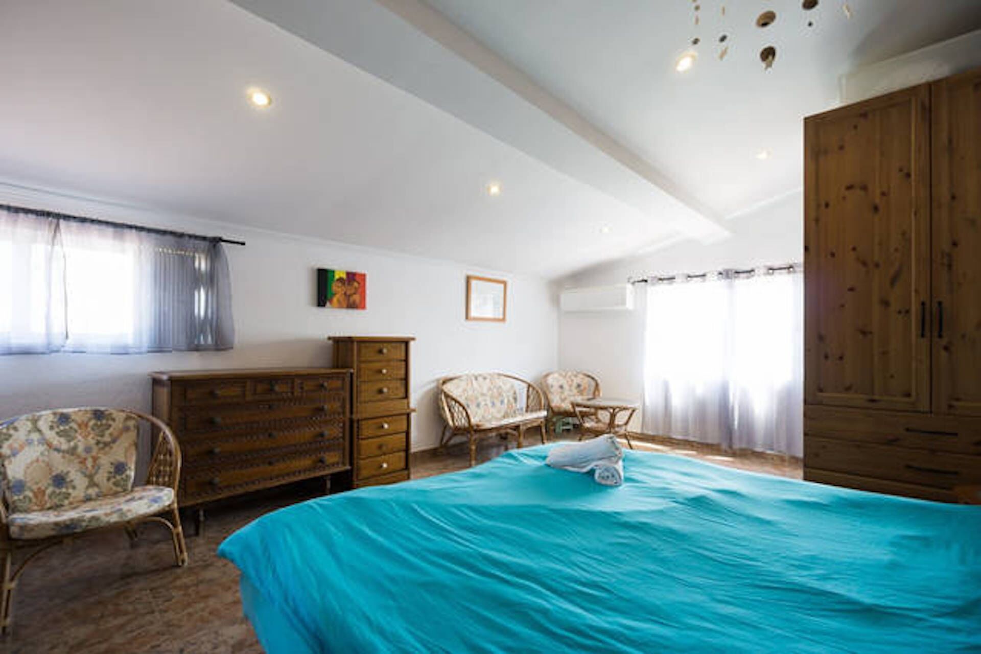 2 Schlafzimmer, Reisekinderbett, kostenloses WLAN, Bettwäsche