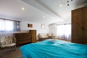 2 Schlafzimmer, Reisekinderbett, kostenloses WLAN, Bettwäsche